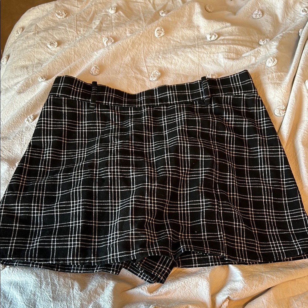 Plaid Black and White Shorts